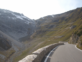 Looking towards the Stelvio summit