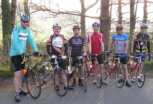 Left to right: Richard, Allan, Nic, Dave, Stu & Glenn.